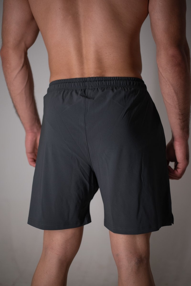 Essential Domin Gray short